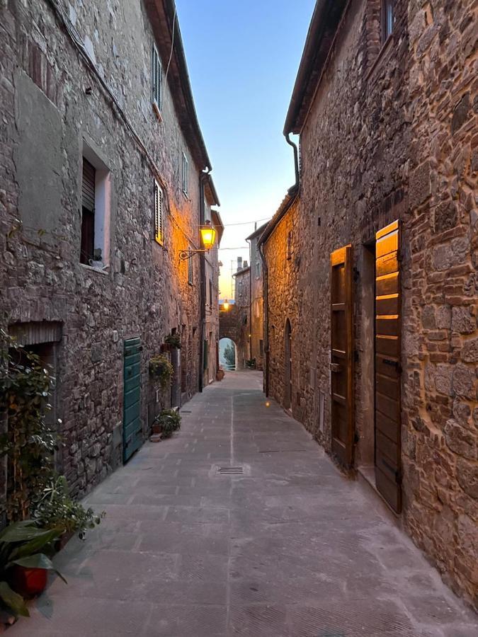 Il Cantuccio Di Monteverdi Marittimo, Borgo Di Canneto Canneto  Dış mekan fotoğraf